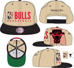 Mitchell & Ness Hats OSFM / Sand Chicago Bulls Mitchell & Ness Men's Big Face Logo HWC Snapback Hat
